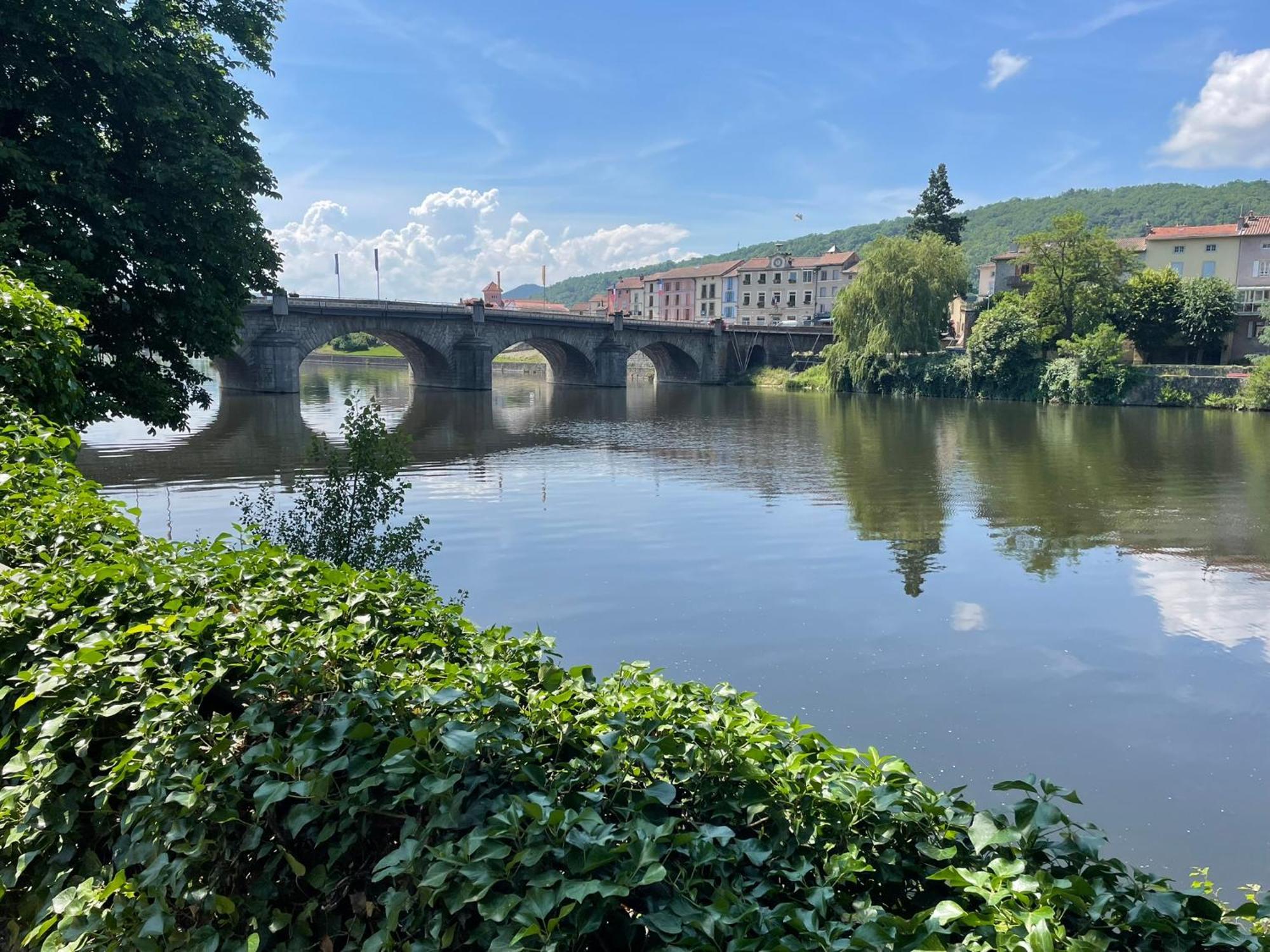 Вилла La Brivoise - Maison Calme Et Cosy , Wifi, A 5Min Du Puy Brives-Charensac Экстерьер фото